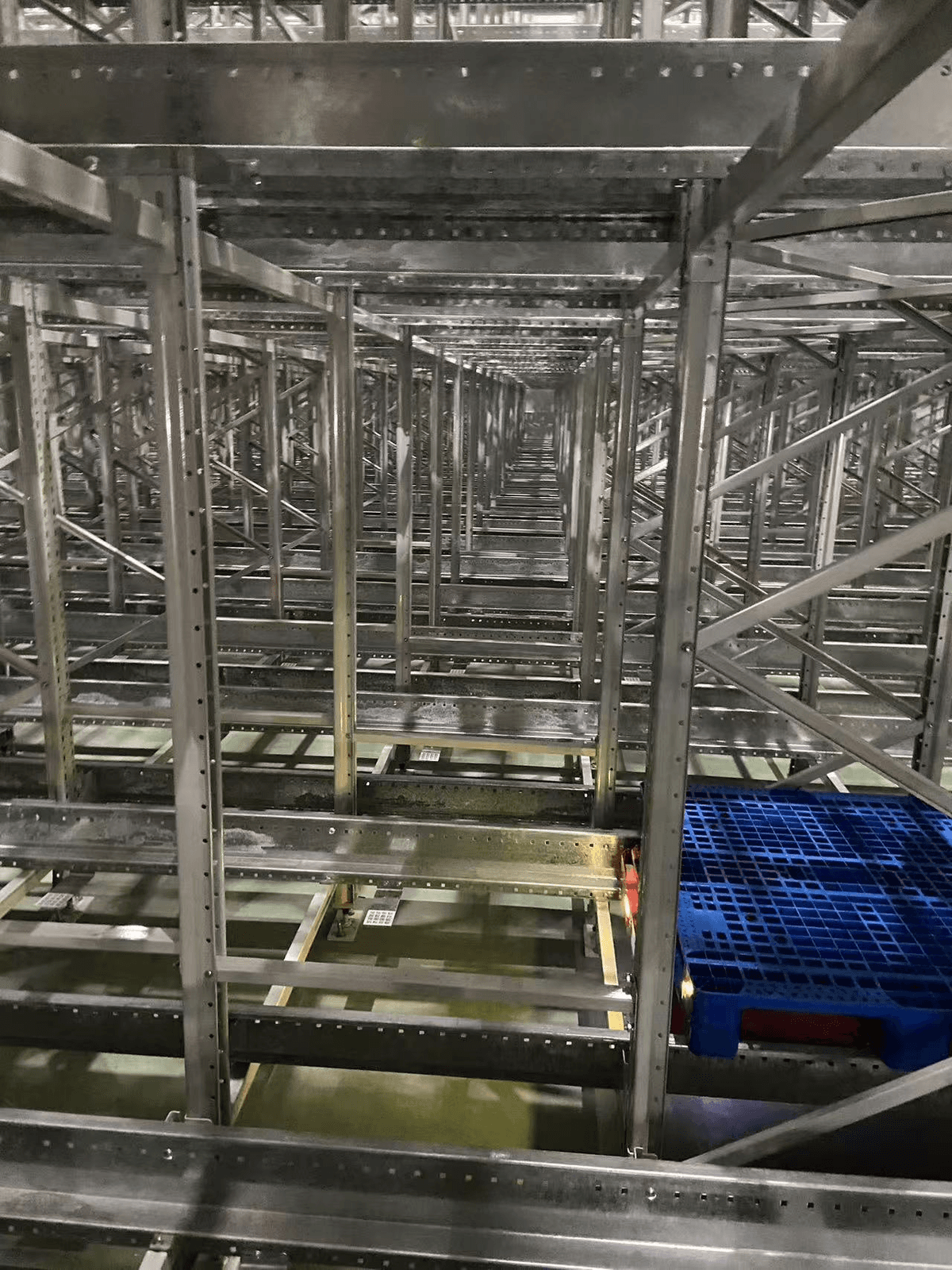 四向车自动化立库